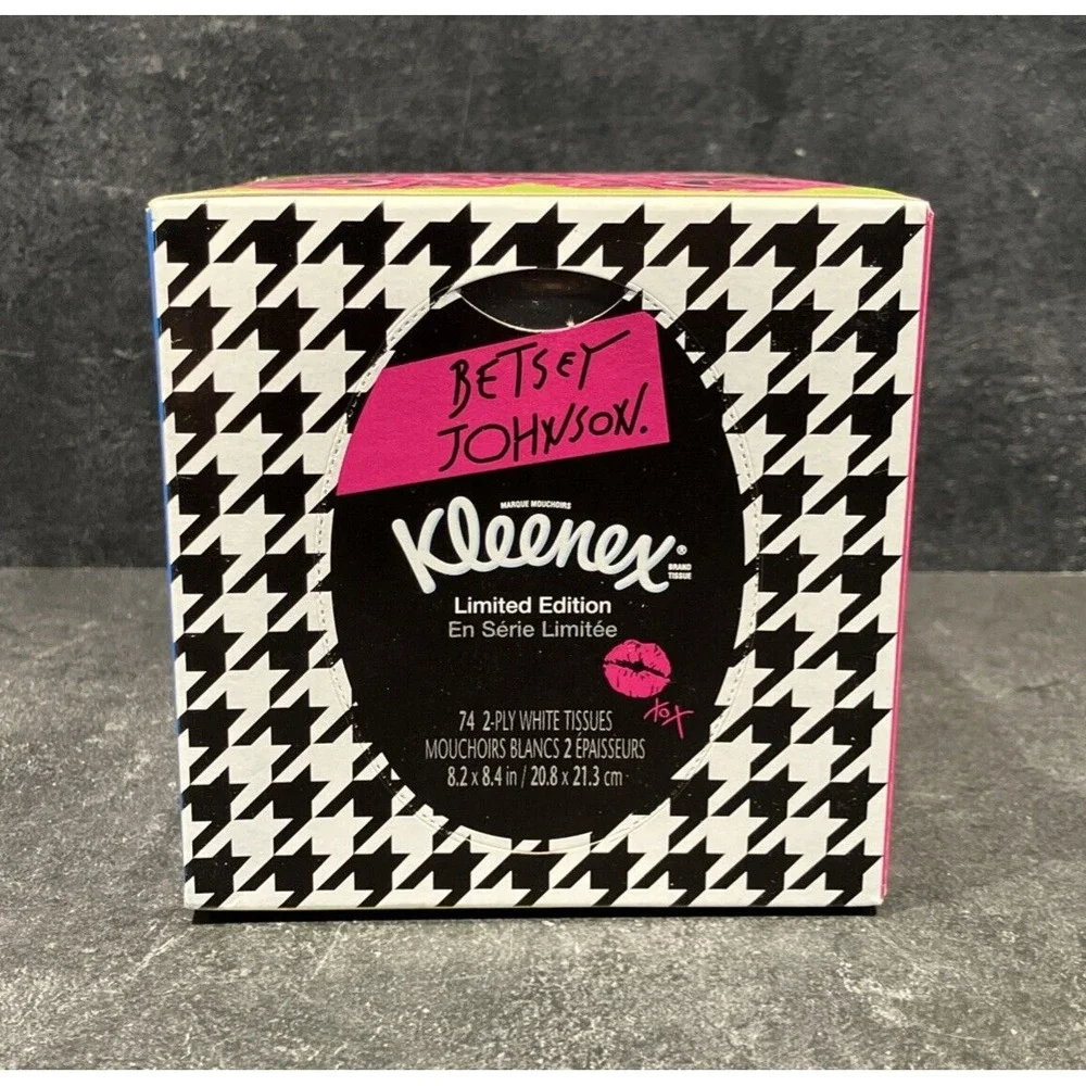 Betsey Johnson I HEART BETSEY Design Kleenex Expressions Ltd Edition NOS 2015
